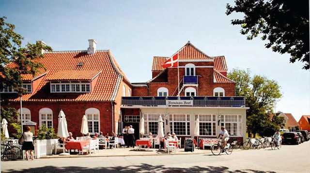Front of hotel during the day